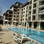 Family Amadeus Lux Апартамент Слънчев бряг