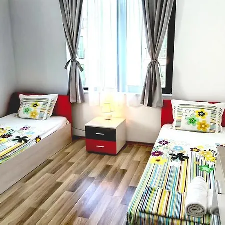 Family Amadeus Lux * Napospart