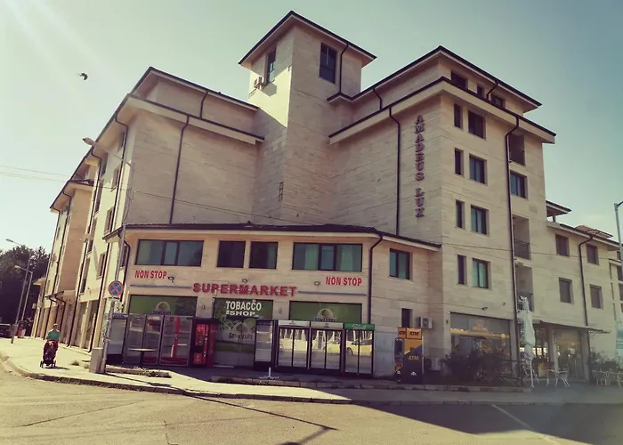 Family Amadeus Lux *