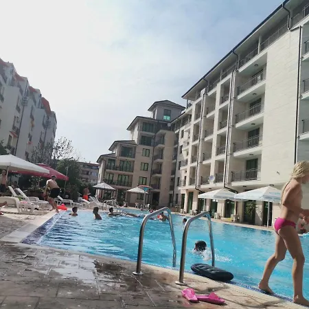 Family Amadeus Lux *